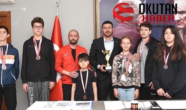 Foça Belediyespor Kulübü Taekwondo Şubesi başarılarıyla Foça’yı gururlandırıyor
