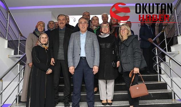 Nevşehir Belediye Lideri Dr. Mehmet Savran, AK Parti Vilayet Başkanlığı tarafından düzenlenen ‘Vefa ve Kardeşlik İftarı’ programına katıldı.