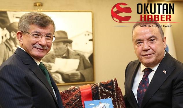 Ahmet Davutoğlu’dan Lider Böcek’e ziyaret