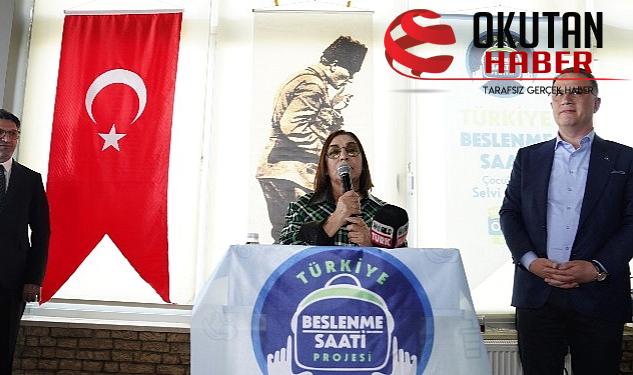 Selvi Kılıçdaroğlu ve Beylikdüzü Belediye Lideri Mehmet Murat Çalık “Beslenme Saati” Projesi İçin Van’da