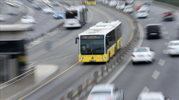 Zamlı metrobüs tarifesi 2023: Metrobüs kaç TL oldu? Tam-öğrenci metrobüs ücretleri...