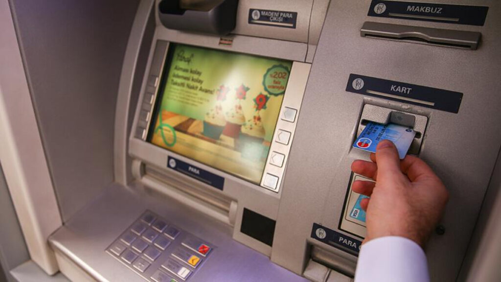 Para çekecekler dikkat! ATM’lerde yeni dönem başlıyor! Bankalar aldıkları yeni kararı açıkladı..