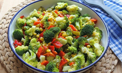 Pratik brokoli salatası tarifi, brokoli salatası nasıl yapılır?