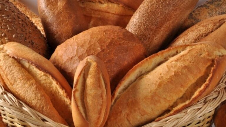 Bayatlayan ekmeklere son! Bu yöntemle ekmekler günlerce taptaze kalacak
