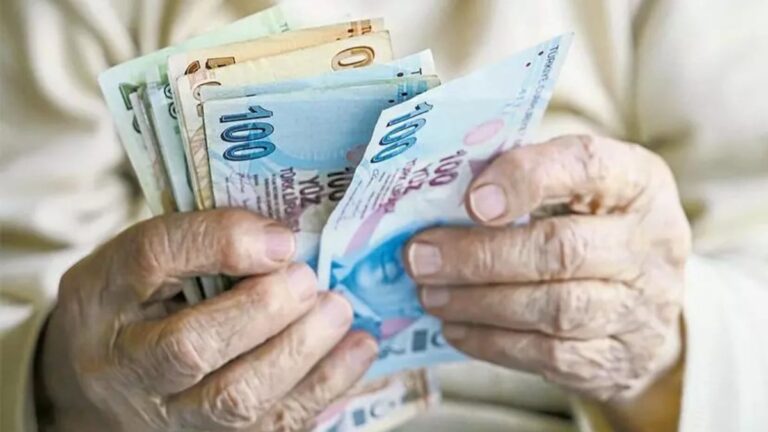 Emeklilere 5 bin TL ikramiye ne zaman verilecek? Cumhuriyet Bayramı ikramiyesi ödeme tarihi…