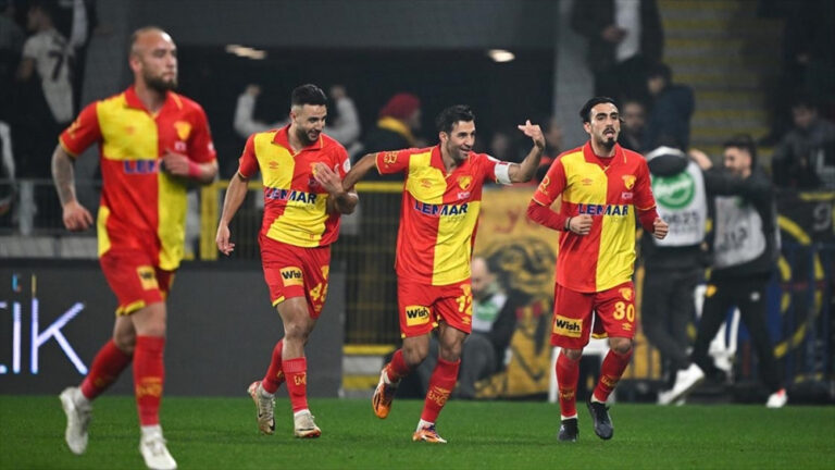 1. Lig’de devreyi üçüncü bitiren Göztepe, en az gol yiyen takım oldu