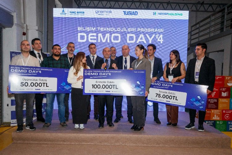 “Girişimcilik Merkezi İzmir” yenilikçi fikirleri ödüllendirdi