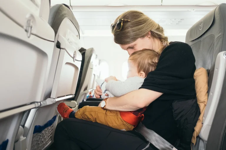 Dış hat uçağında doğan bebekler dünya vatandaşı mı oluyor? Cevap beklediğiniz gibi değil!