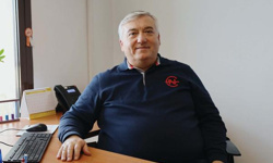 İzmir Ekonomili profesöre 'başkanlık' görevi