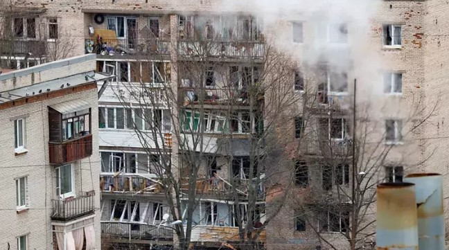Rusya’da bir binaya insansız hava aracı düştü: 100 kişi tahliye edildi