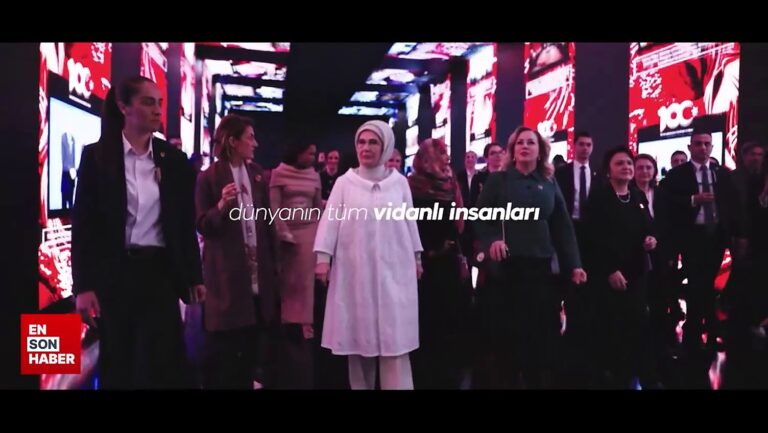 Emine Erdoğan lider eşleriyle sergi gezdi